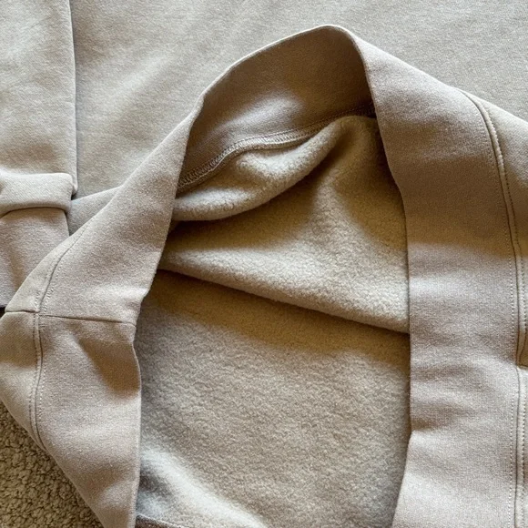 Dutch Bros Hoodie Sweater - Picture 5 of 5